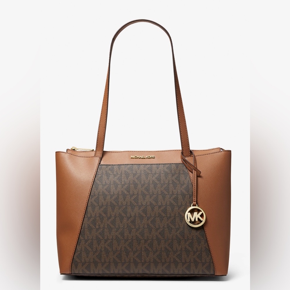 NWT Maddie Medium Logo and Faux Leather Tote Bag